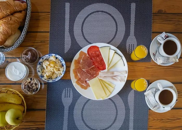 Bed & Breakfast Vistalroque 2*